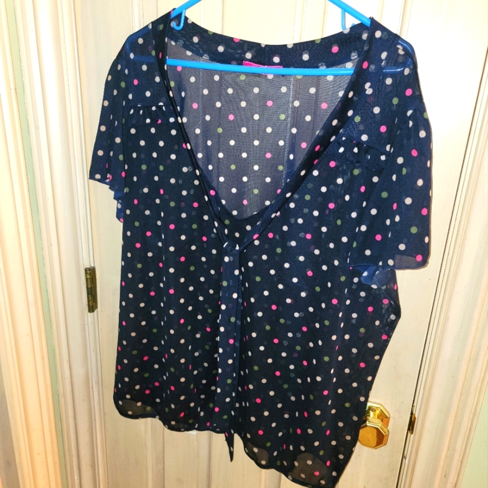 Womens plus sz 2X short sleeve sheer Polka dot shirt with bow Julie's Closet